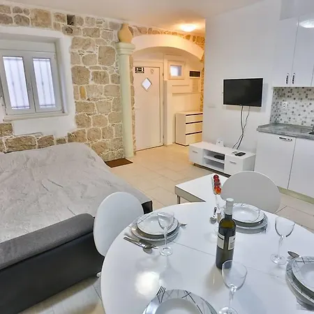 Gojsa Apartment Split